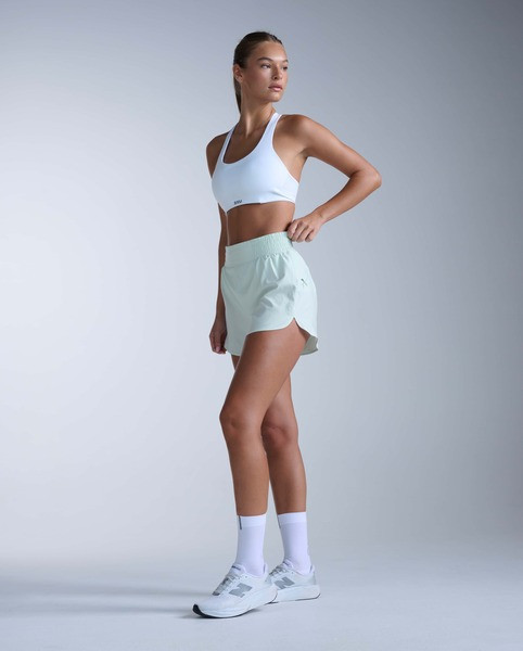 2XU - Aero Hi Rise 4 Inch Shorts - Women's - Mint Dust/Mint Reflective - 2026