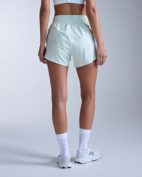 2XU - Aero Hi Rise 4 Inch Shorts - Women's - Mint Dust/Mint Reflective - 2026