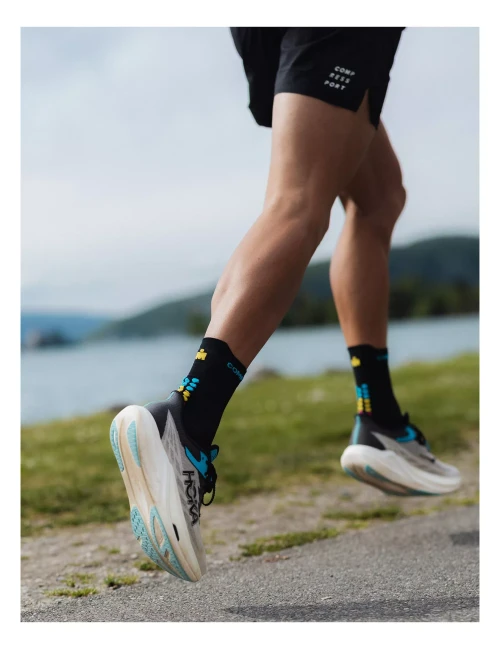 Compressport - Pro Racing Socks v4.0 Run High - Ironman 2026 - L2 - Unisex - Black