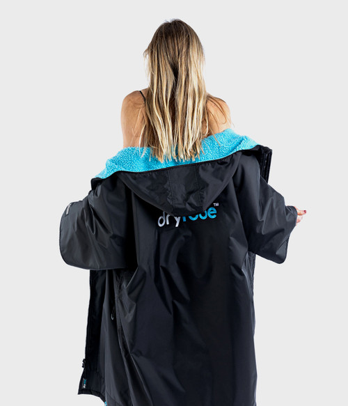 Dryrobe - Advance Short Sleeve - Black/Blue Dryrobe - Advance Short Sleeve - Black/Blue