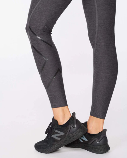 2XU - Women's Motion Print Hi-Rise Compression Tights - Carbon Marle/Black 2XU - Women's Motion Print Hi-Rise Compression Tights - Carbon Marle/Black