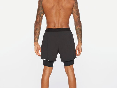 2XU - Aero Men's 2-In-1 7in Shorts - Black/Silver Reflective - 2024 2XU - Aero Men's 2-In-1 7in Shorts - Black/Silver Reflective - 2024