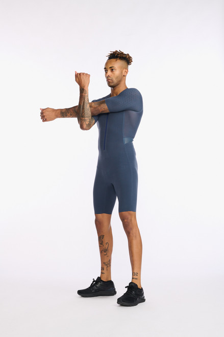 2XU - Light Speed Tech Sleeved Trisuit - Men's - Outerspace/White 2XU - Light Speed Tech Sleeved Trisuit - Men's - Outerspace/White