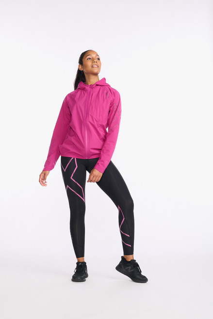 2XU - Light Speed WP Jacket - Women's - Festival/Mulberry Reflective 2XU - Light Speed WP Jacket - Women's - Festival/Mulberry Reflective