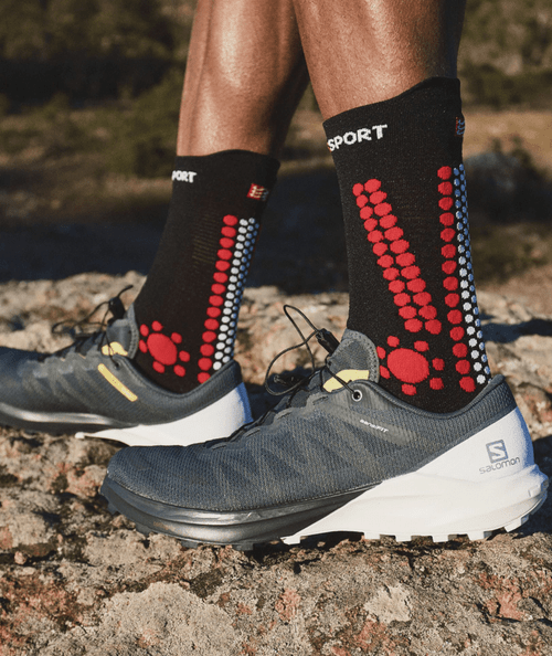 Compressport - Pro Racing Socks v4.0 Trail - Unisex - Black/Red - 2025 Compressport - Pro Racing Socks v4.0 Trail - Unisex - Black/Red - 2025