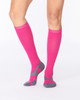 2XU - Vectr L.Cush Full Length Socks - Unisex - Hot Pink/Grey - 2024