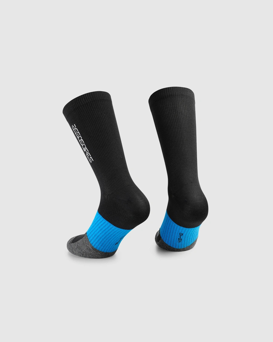 assos trail winter socks