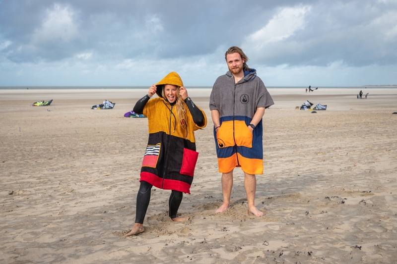 Surf Poncho: Everything you need to know! – WAVE HAWAII