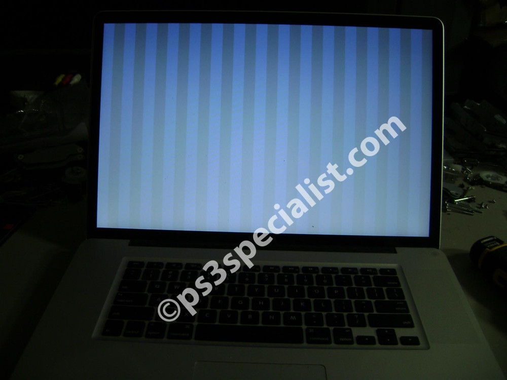 apple macbook pro screen issues 2011