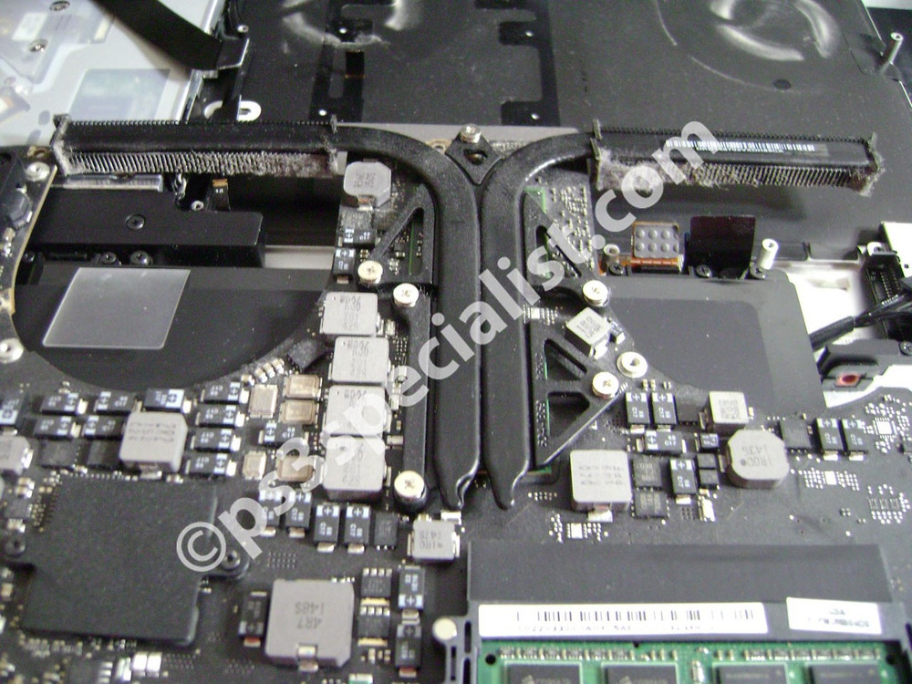 macbook pro gpu panic mid 2012