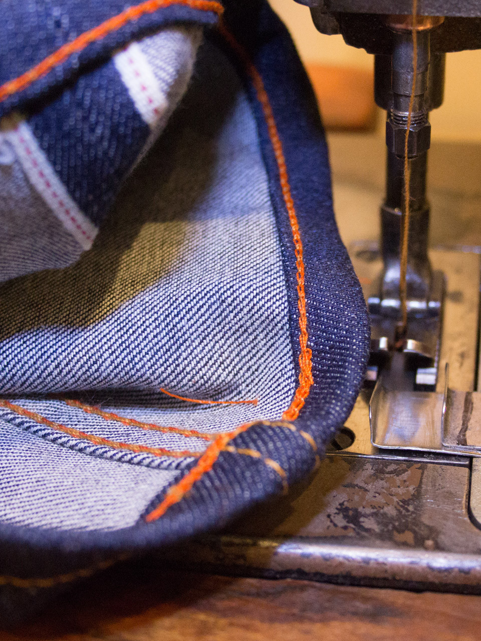 Chainstitch Hemming Jeans Service