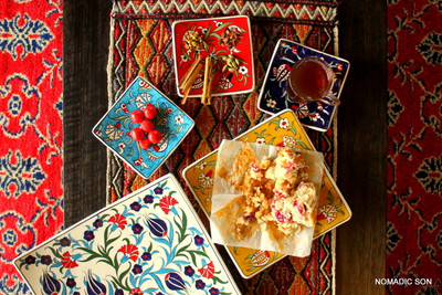 Soloman's Square Platter Dishes in Small, Medium and Large.  Food safe, Dishwasher safe, Hand painted in Turkey.  Traditional 15th Century Ottoman Designs.