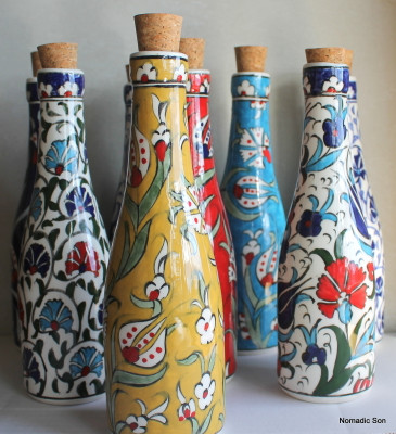 Handmade and hand painted ceramic Olive Oil bottle.
Made in Turkey.