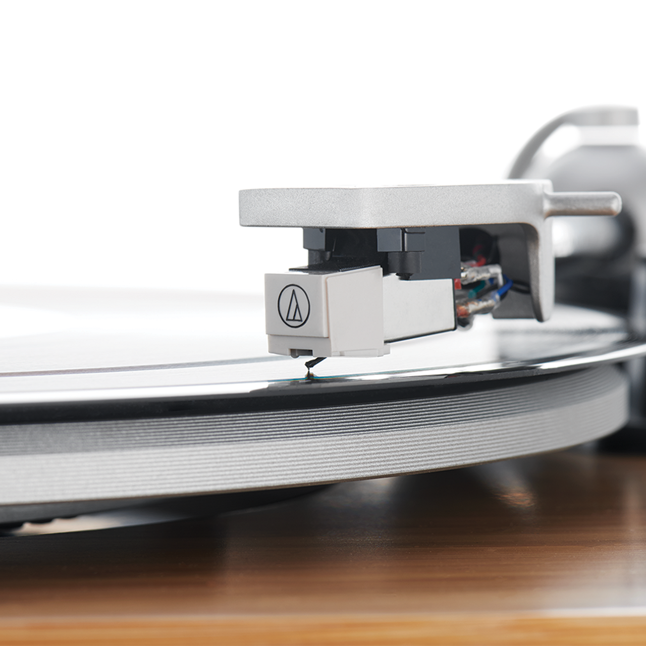 Stir It Up Wireless Turntable with Bluetooth