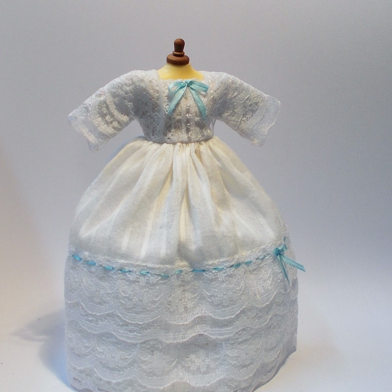 Dolls House dress for doll to wear - ZENA'S MINIATURES
