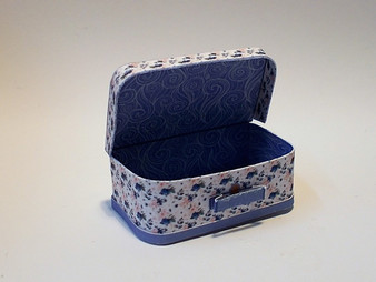 Spa Boutique-Floral vanity suitcase