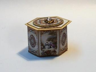 Tea Caddy /wooden box(GT1)