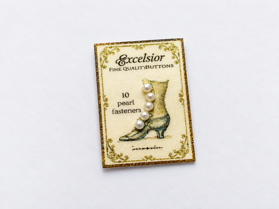 Excelsior Ladies Pearl Boot Button fasteners card - Ivory 