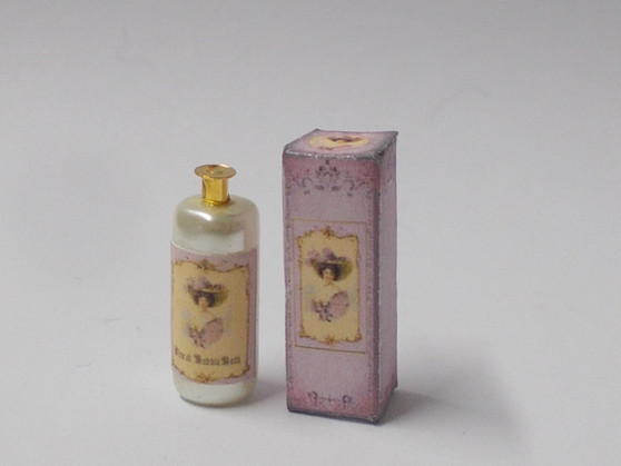 Geraldine Lotion bottle & box