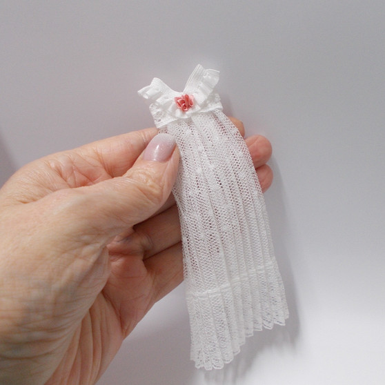 Dolls House Nightie no1