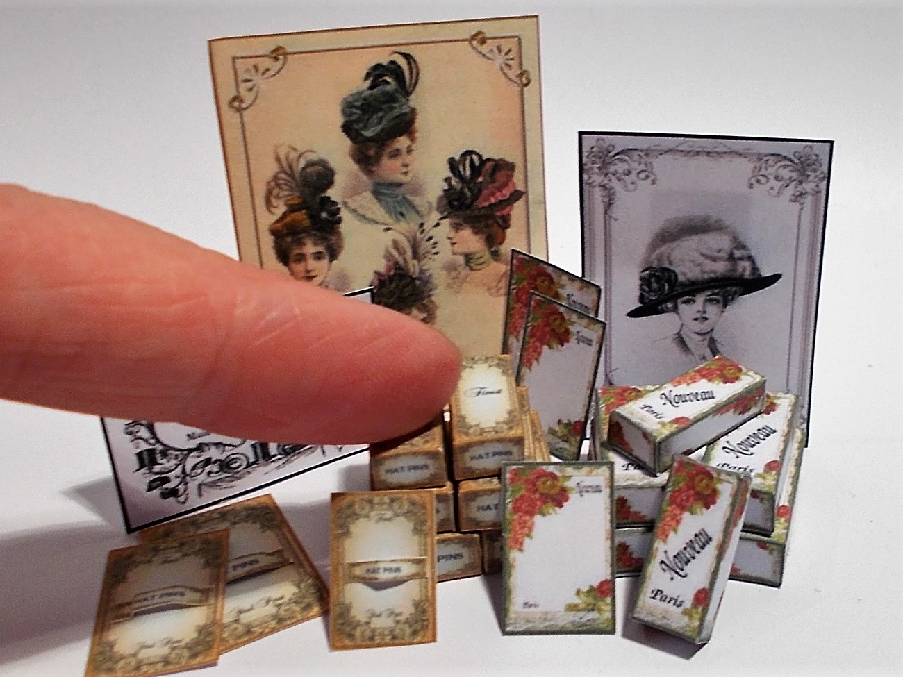 Download - Hat Pin Display cards, boxes & posters - ZENA'S MINIATURES