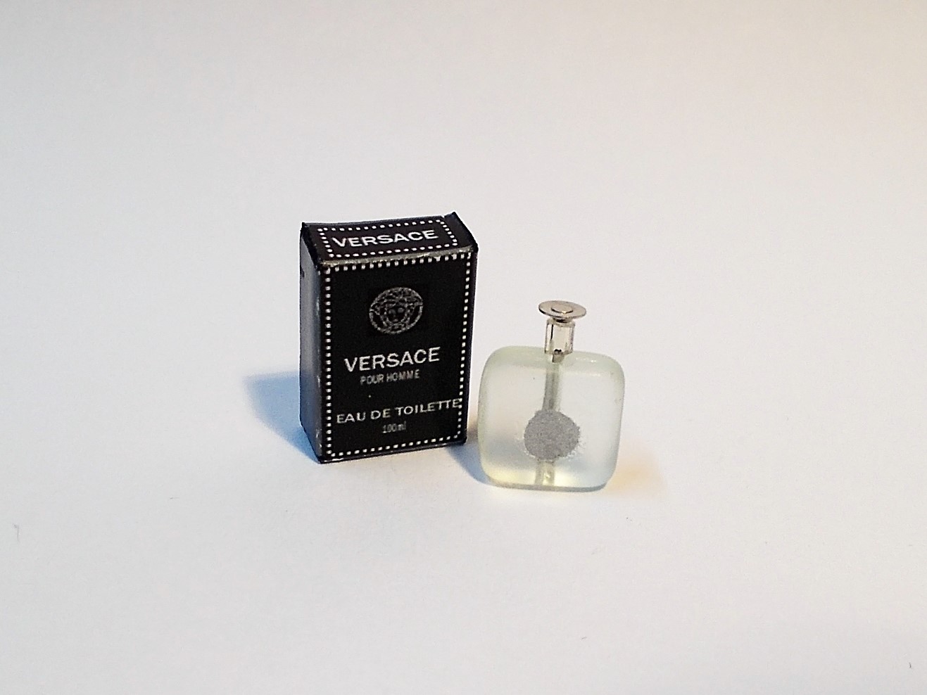 versace cologne box