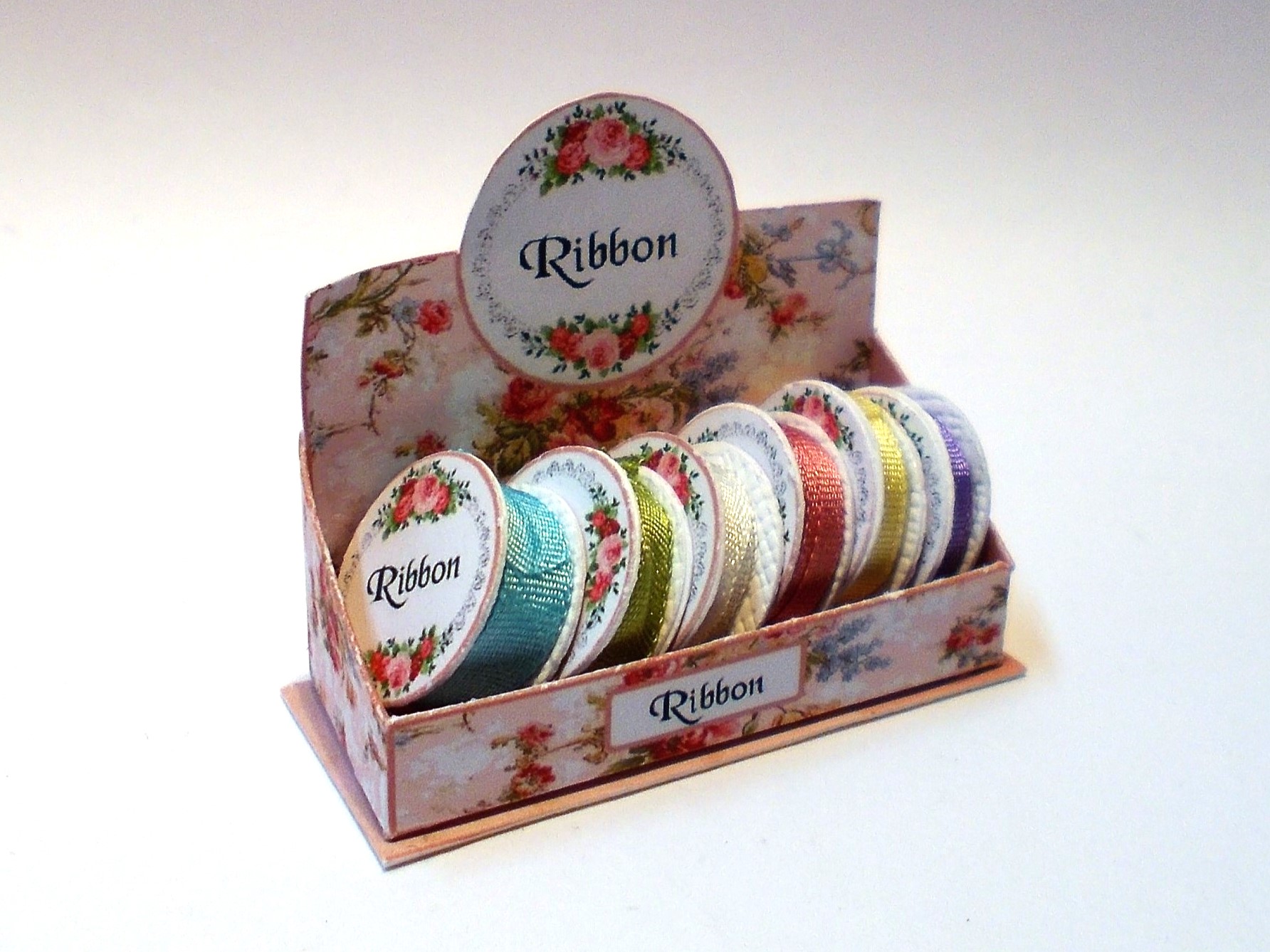Download - Ribbon Display Stand - Pink Floral - ZENA'S MINIATURES