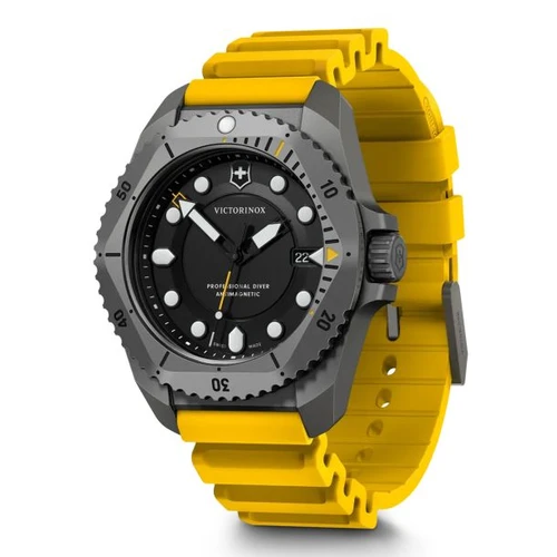 Victorinox Titanium Dive Pro Quartz 43mm Black Dial 241992