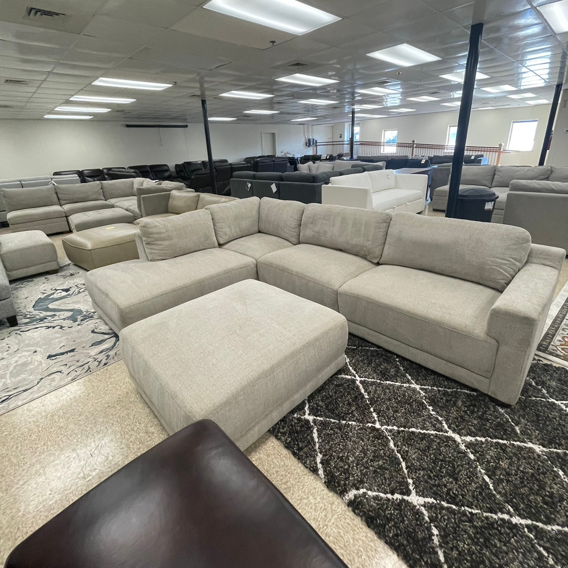Synergy Home Raylin Fabric Sectional