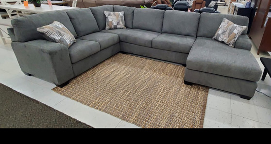 Seylor gray sectional 