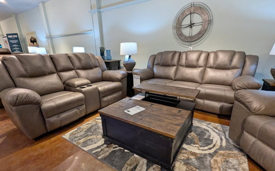 Knockee reclining sofa set