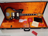 Fender 2024 AVII 1966 Jazzmaster – 3-Color Sunburst