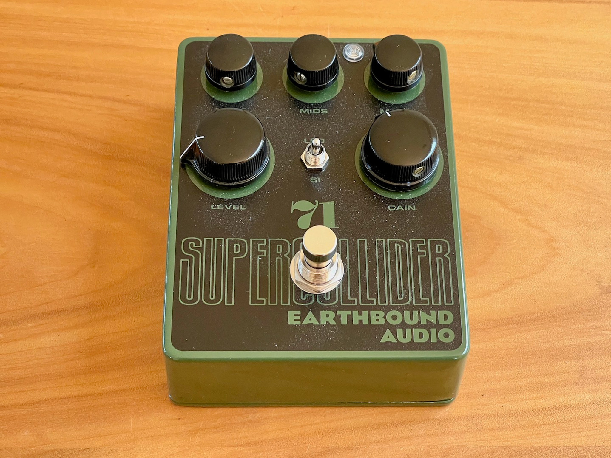 Earthbound Audio - Super Collider '71 Fuzz