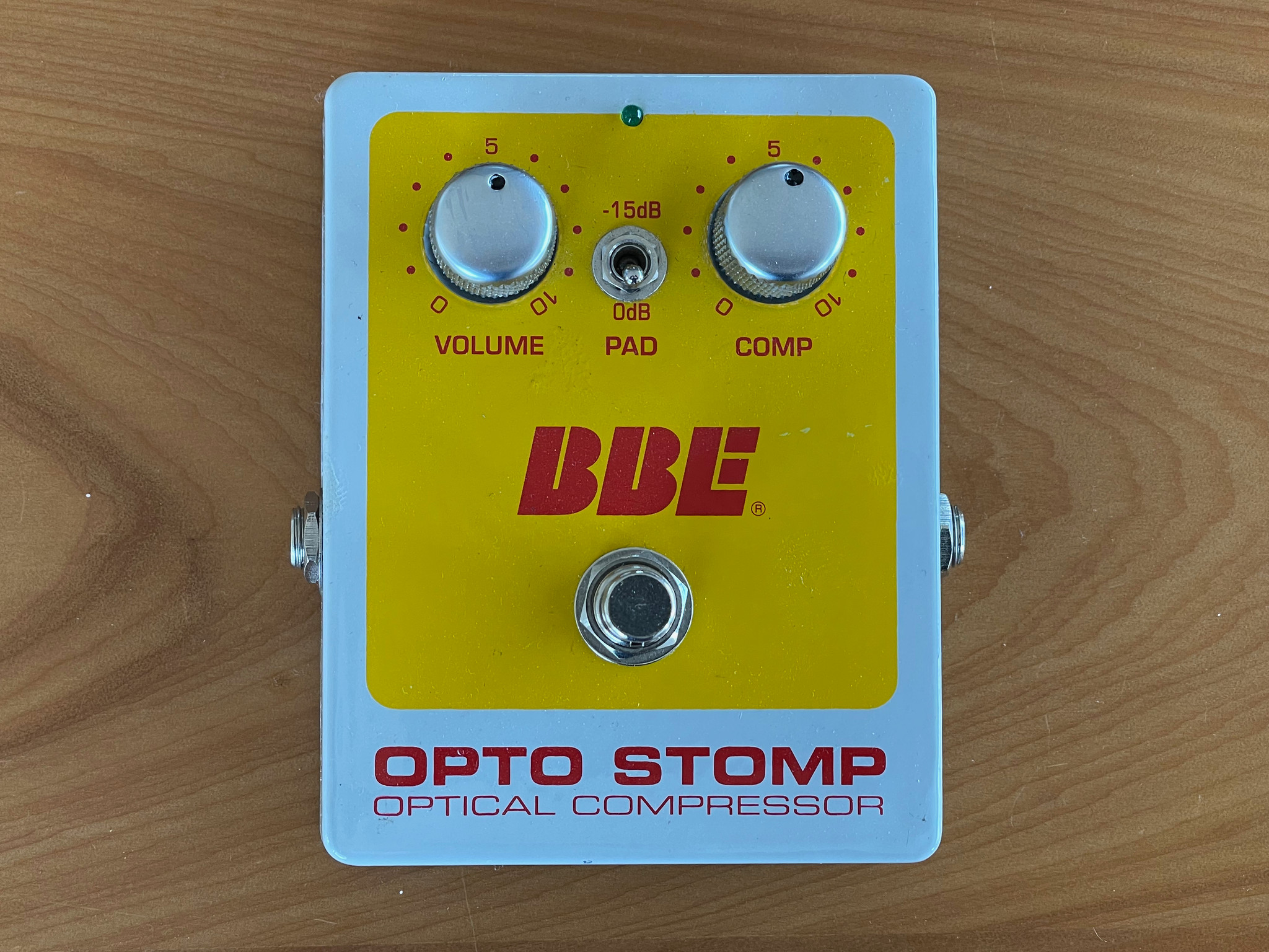 BBE Opto Stomp compressor