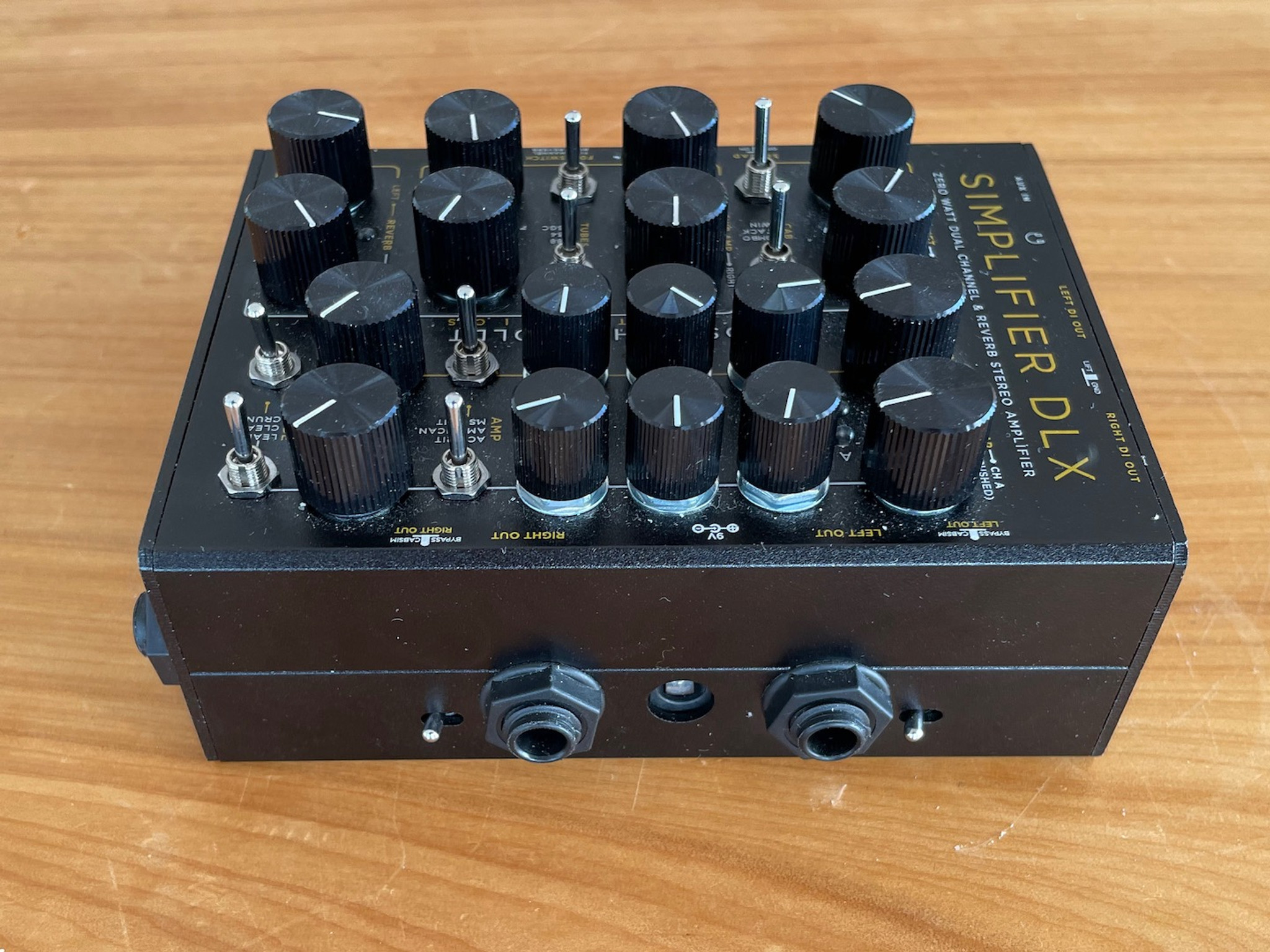 DSM & Humboldt Simplifier DLX + フットスイッチ DSM Humboldt Electronics Simplifier DLX | The Fellowship of