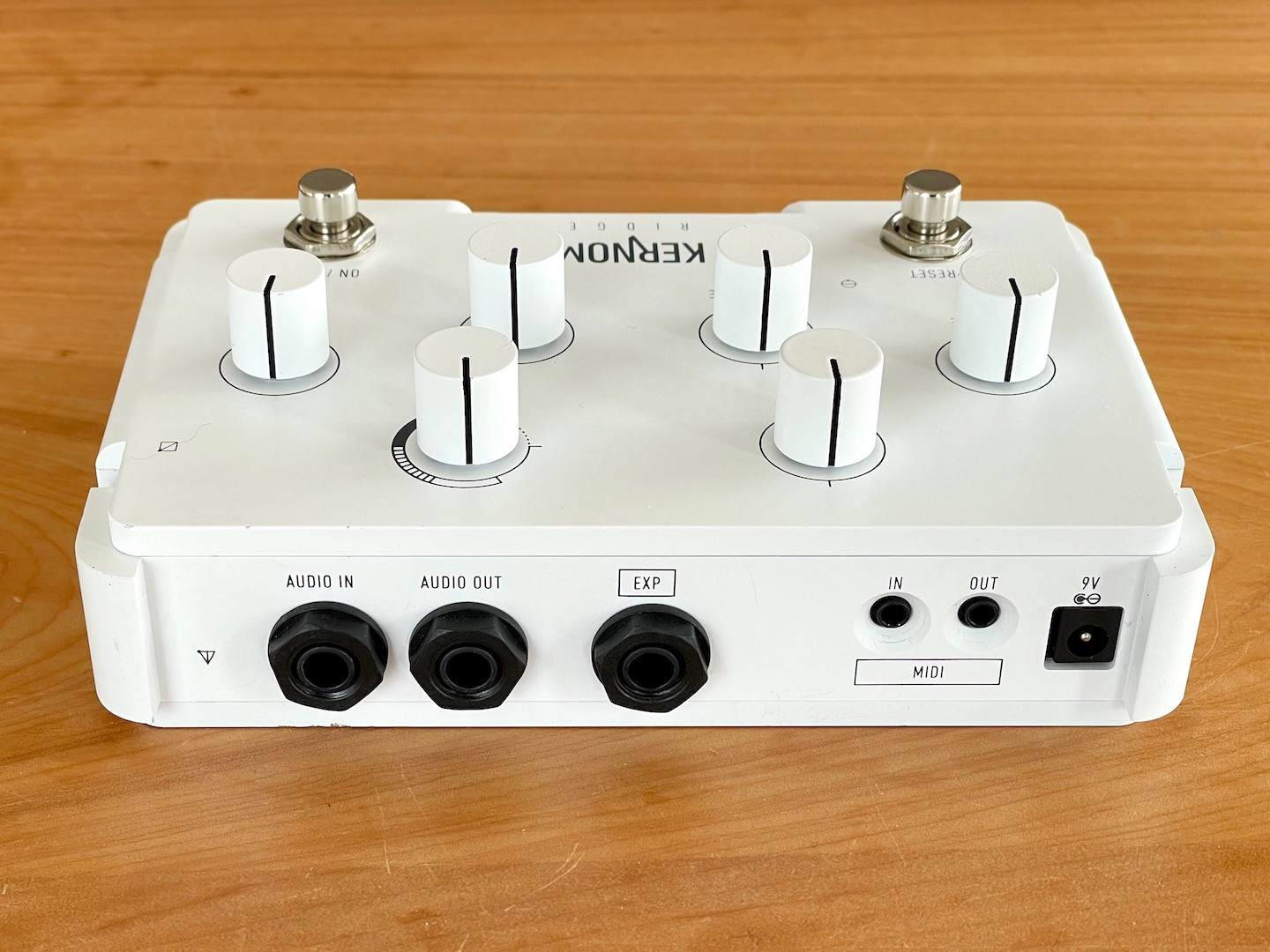 Kernom - Ridge - Tone Lounge