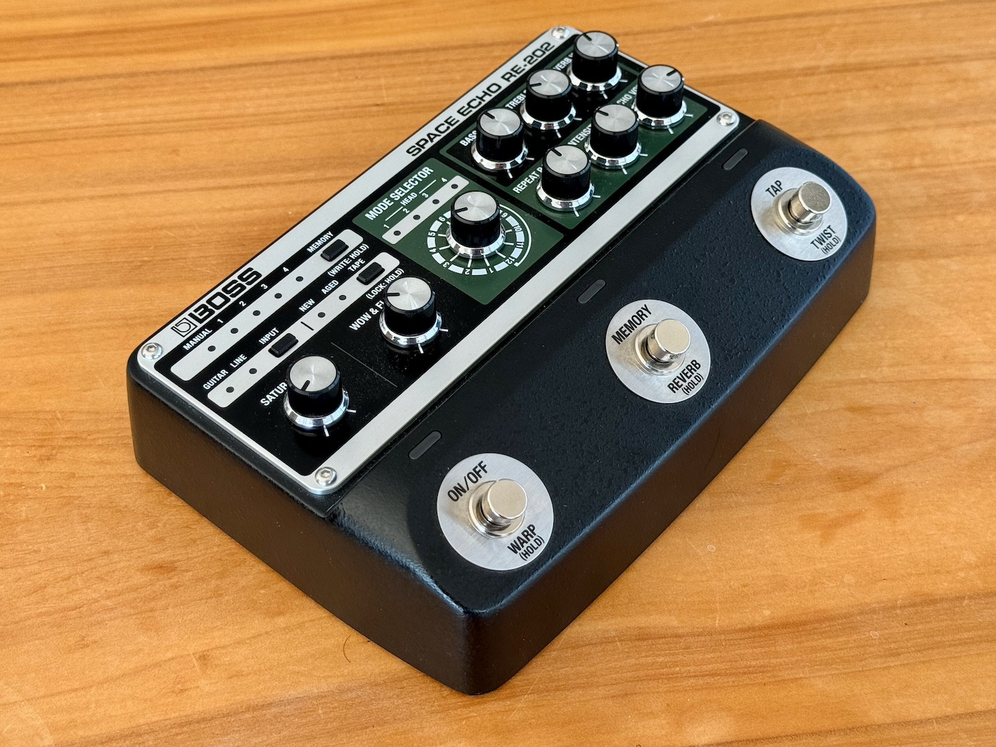 Boss - RE-202 Space Echo - Tone Lounge