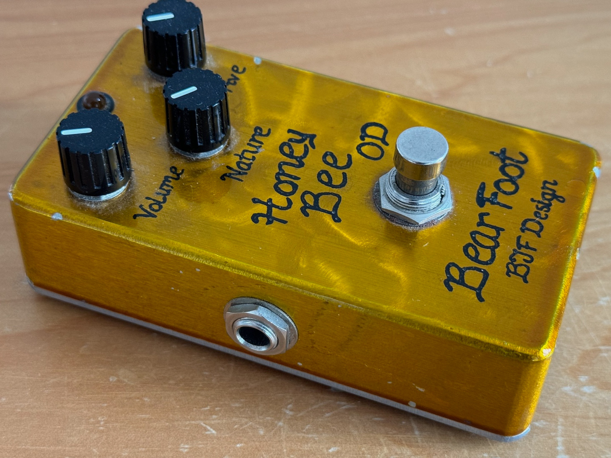 Bearfoot - Honey Bee - Tone Lounge