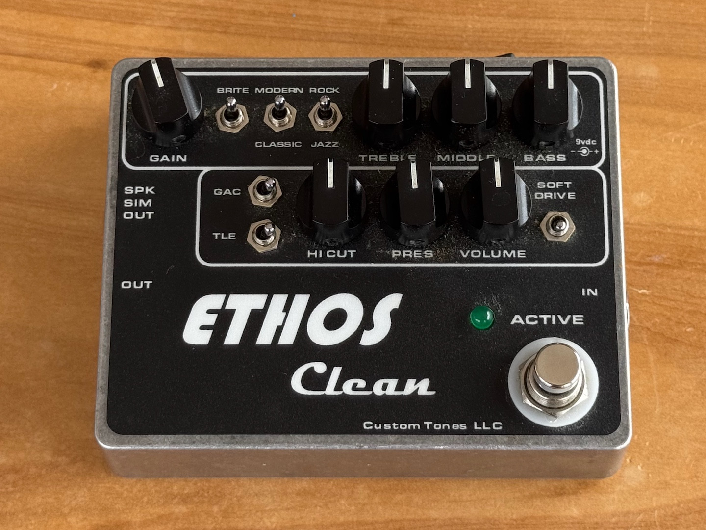 Custom Tones - Ethos Clean Preamp - Tone Lounge