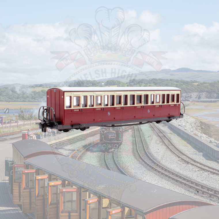 Peco: GR-602B FR Short "Bowsider" Bogie Coach - Red & Cream No.18