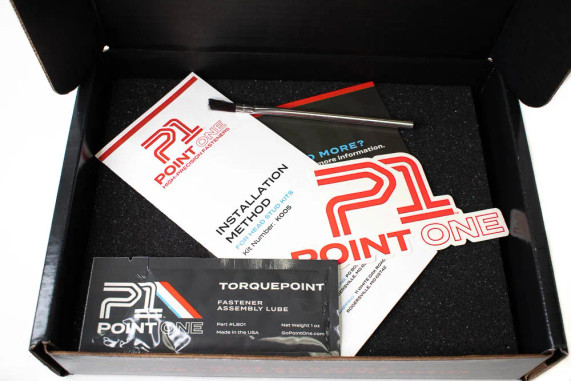 POINT ONE CYLINDER HEAD STUD KIT - 2004+ GM LS ENGINE - K002