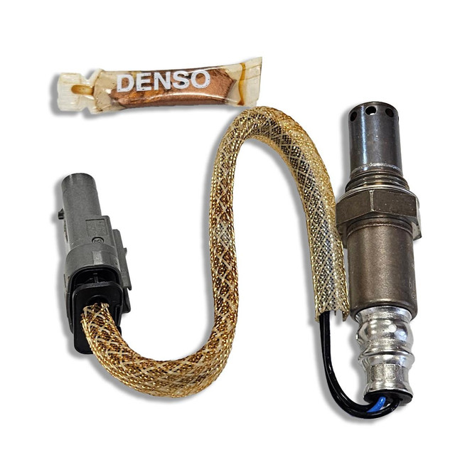 Scram Speed SNS136 Upstream O2 Sensor 14-19 Truck, automotive oxygen sensor with a metallic body and wiring harness for truck exhaust systems.