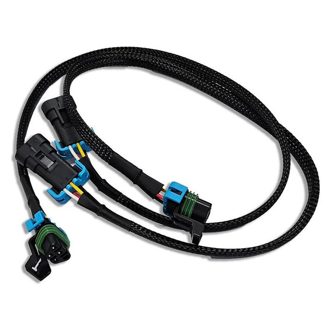 Scram Speed SNS403 O2 extension trapezoid, automotive sensor wiring harness with black braided sleeve, multiple connectors, and colored locking clips.
