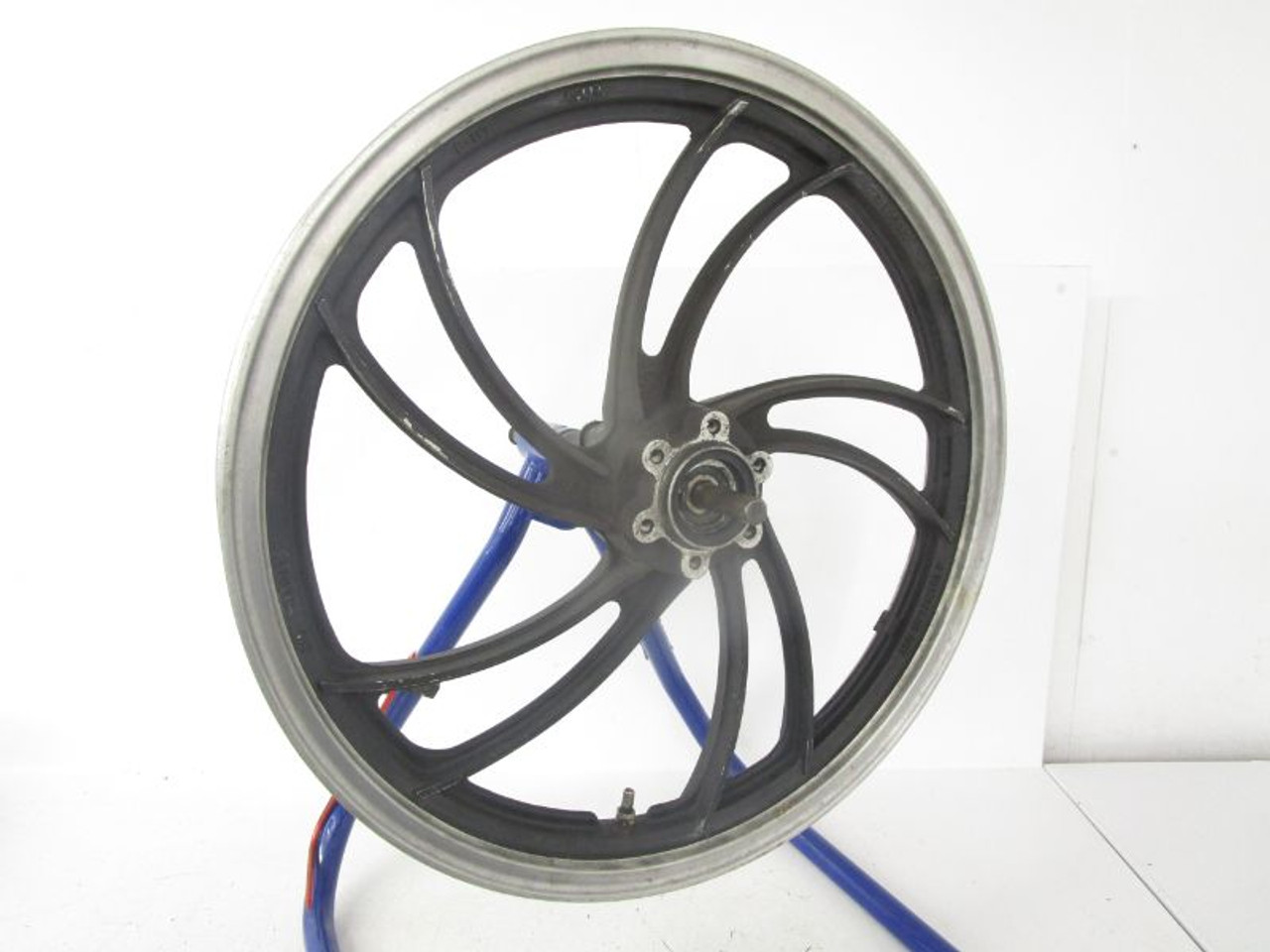 82 Yamaha Maxim XJ 650 Front Wheel Rim 19x1.854H7-25168-29
