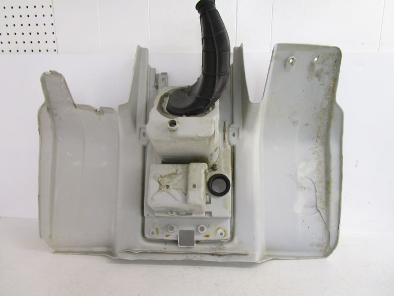 00 Yamaha Blaster YFS 200 Front Rear Fenders White 2XJ-W2161-N1-00