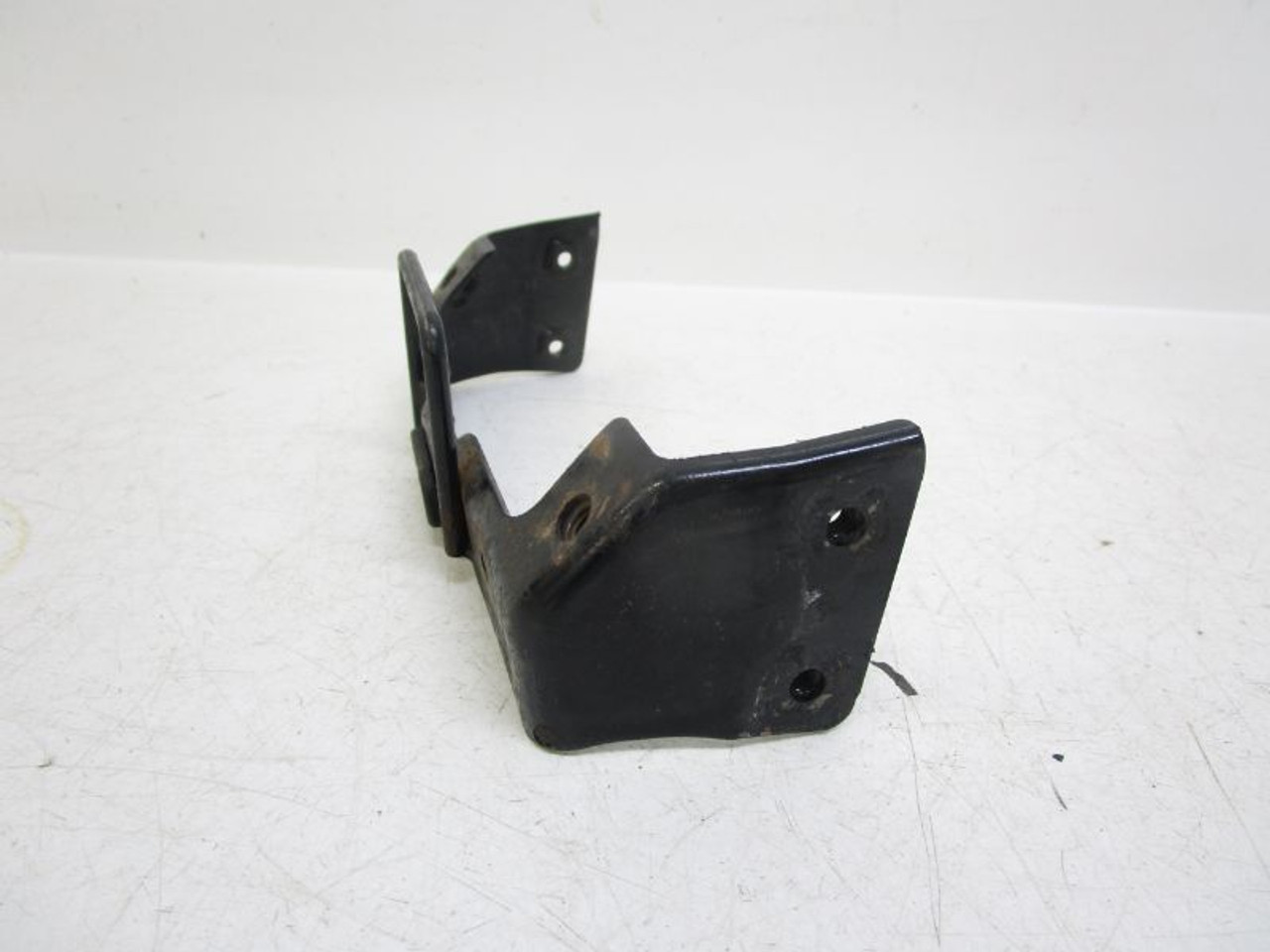 92 Kawasaki ZX 1100 C ZX11 Rear Tail Grip Support Bracket