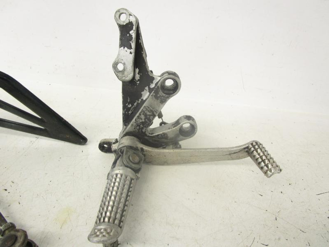 02 Suzuki GSXR 600 Front Driver Foot Pegs Rearsets 43511-35F00