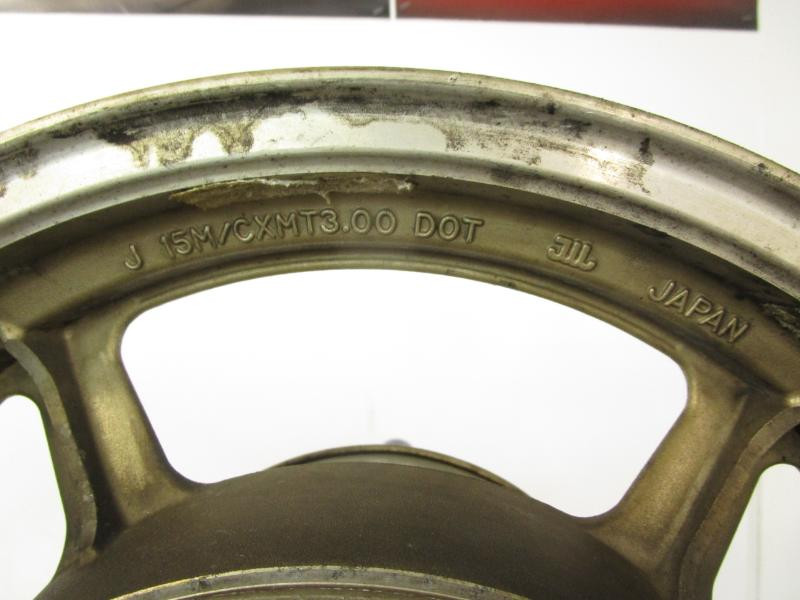 95 Yamaha Virago XV 1100 Rear Wheel Rim 15x3.00 42H-25338-01-P1