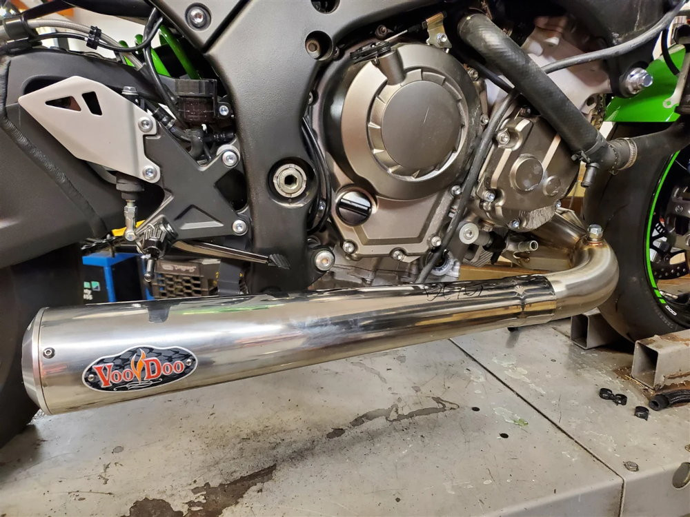 Voodoo Polished Sidewinder Megaphone Exhaust System VSEZX10L1P for