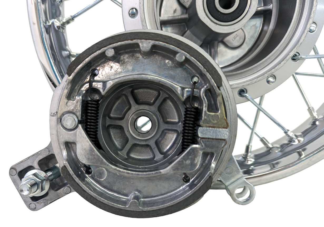 Complete Rear Rim Wheel Brake Sprocket for Suzuki 1978-00 DS 80 Complete Rear Rim Wheel Brake Sprocket for Suzuki 1978-00 DS 80